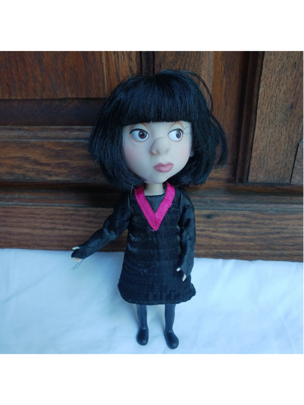 Jakks Pacific Disney Pixar The Incredibles Edna Action Replacement Figure